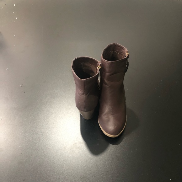 Brown booties - Picture 2 of 5